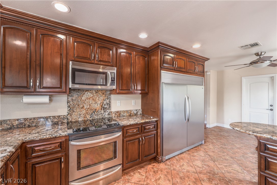 2617 Yardley Street Property Photo 12