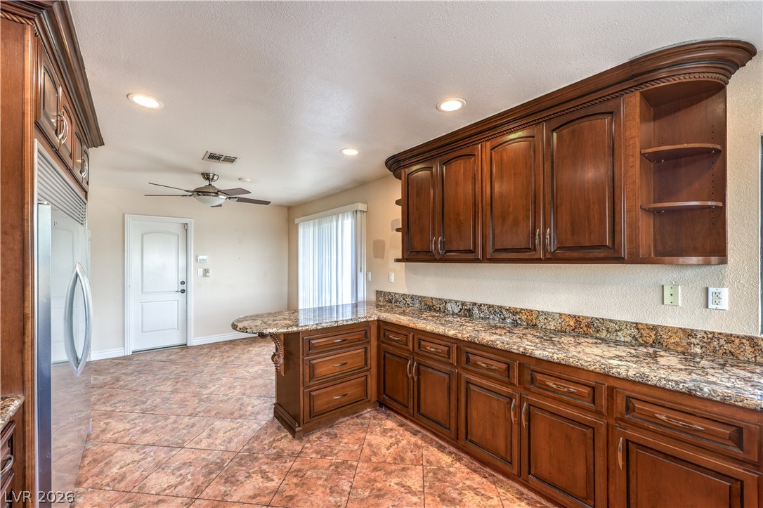 2617 Yardley Street Property Photo 15