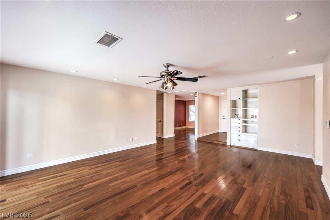 2617 Yardley Street Property Photo 17