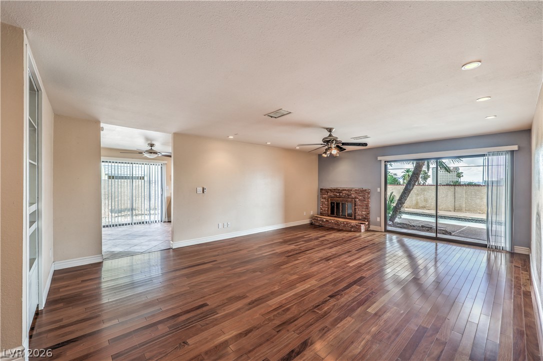2617 Yardley Street Property Photo 18