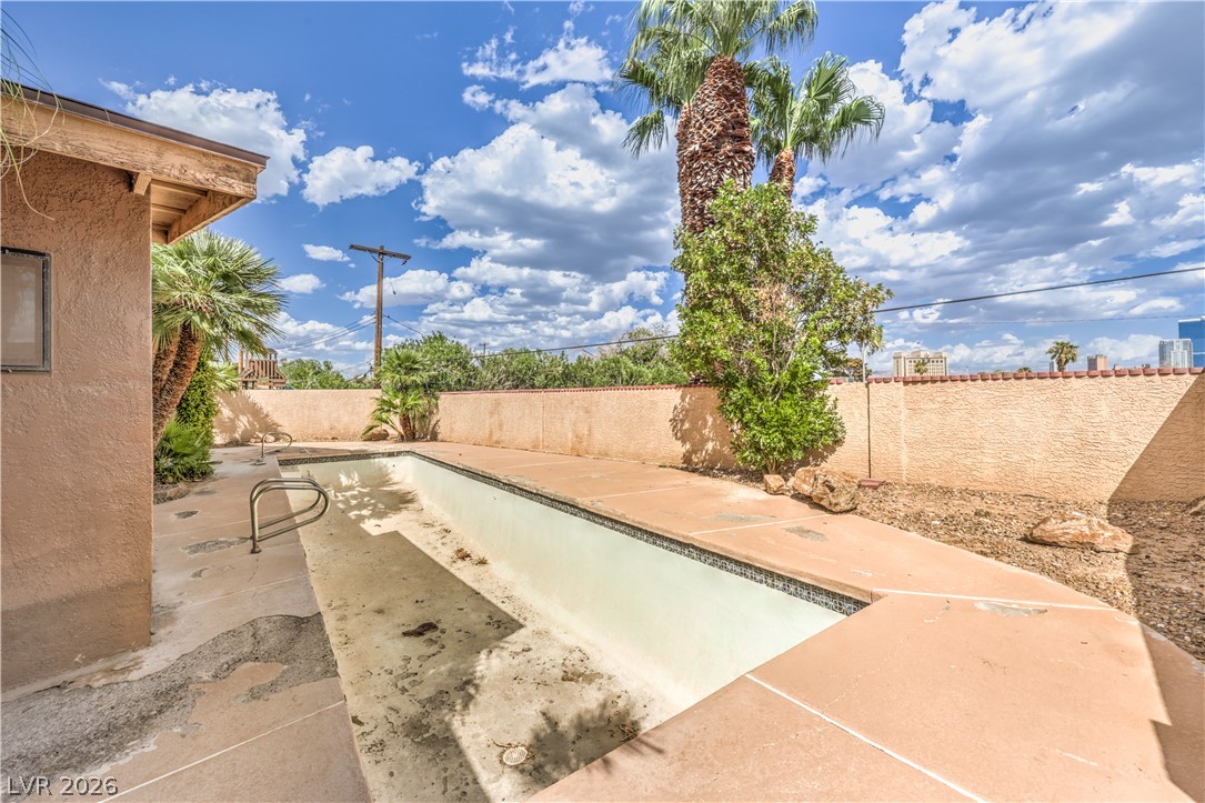 2617 Yardley Street Property Photo 21