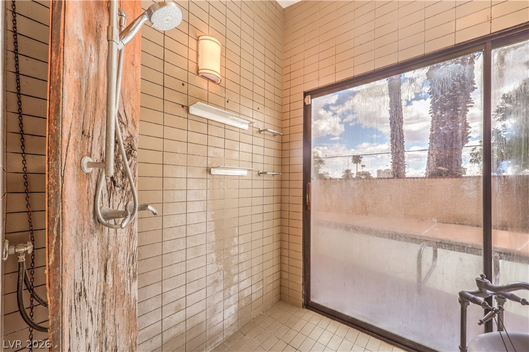 2617 Yardley Street Property Photo 31