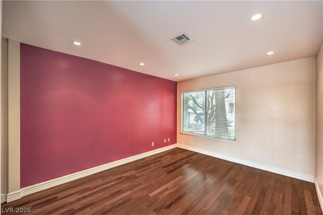 2617 Yardley Street Property Photo 38