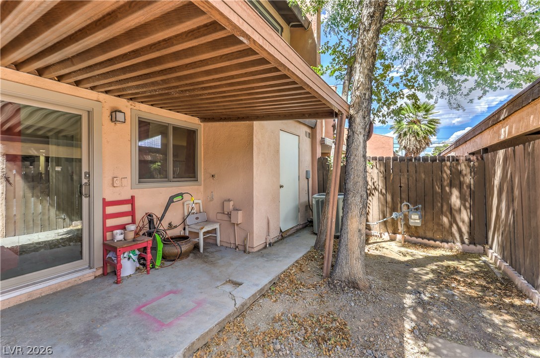 2814492 Property Photo 21
