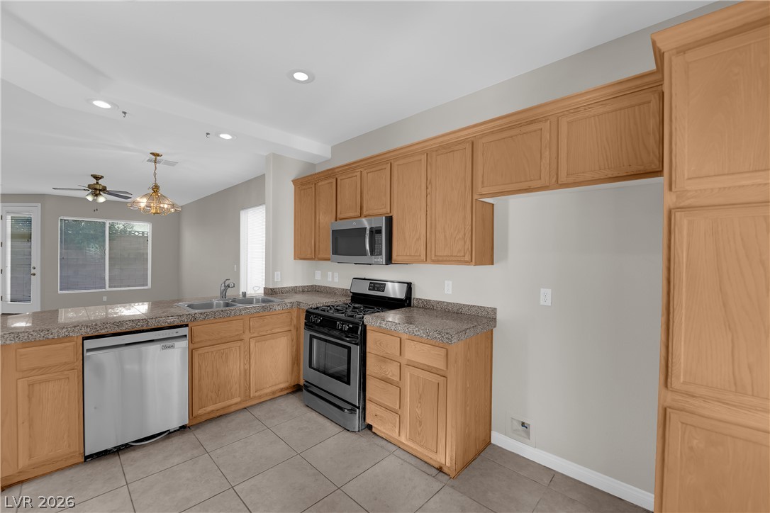8273 Golden Flowers Street Property Photo 8