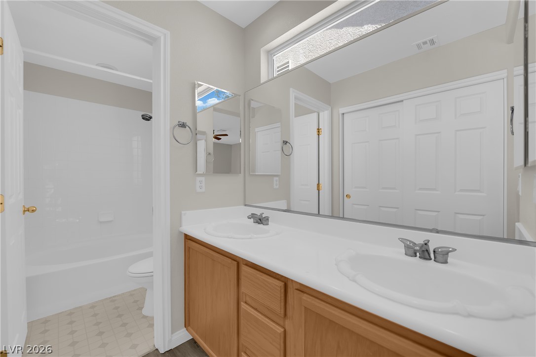 8273 Golden Flowers Street Property Photo 16