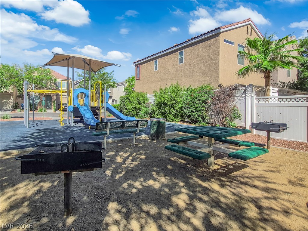 8273 Golden Flowers Street Property Photo 28