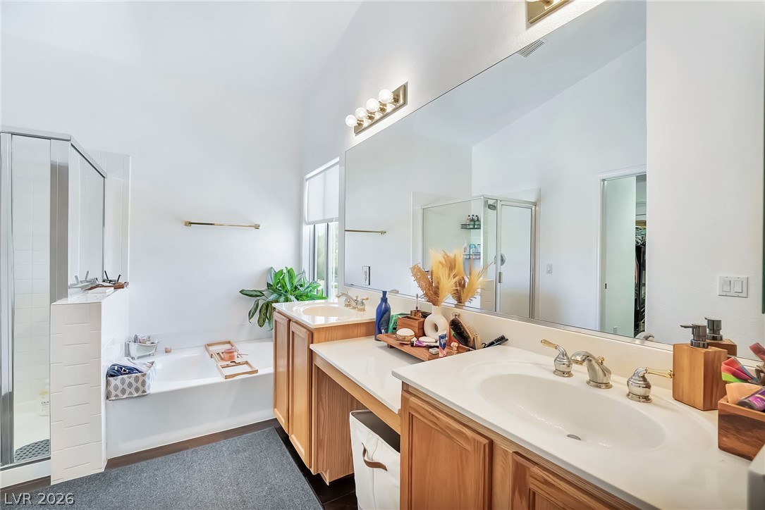 7572 Catalina Harbor Street Property Photo 15