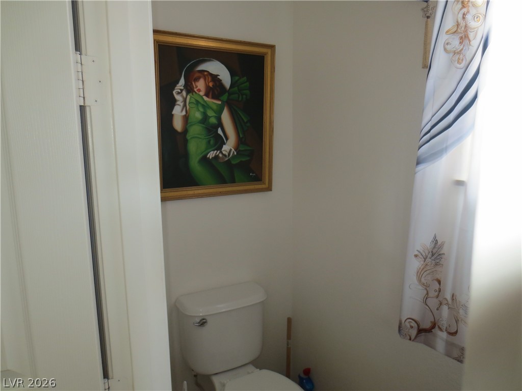 1084 Maple Bend Court Property Photo 15