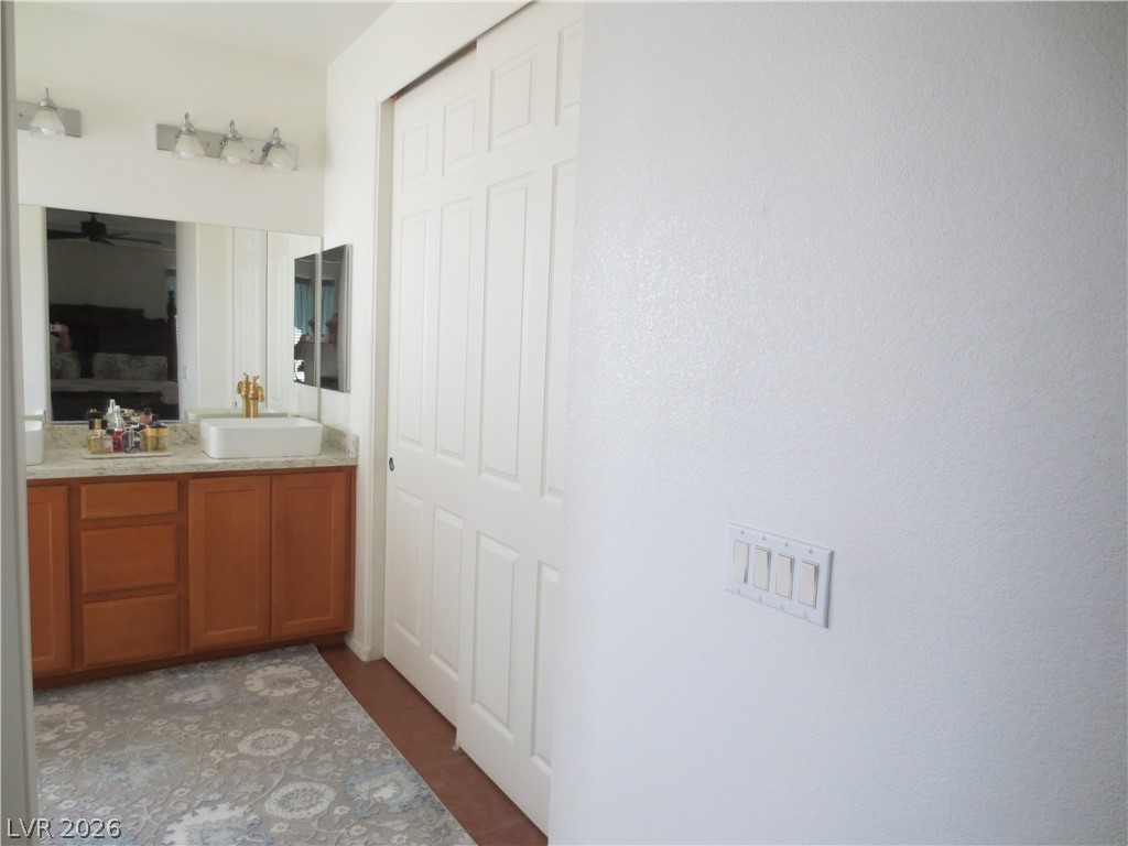 1084 Maple Bend Court Property Photo 33