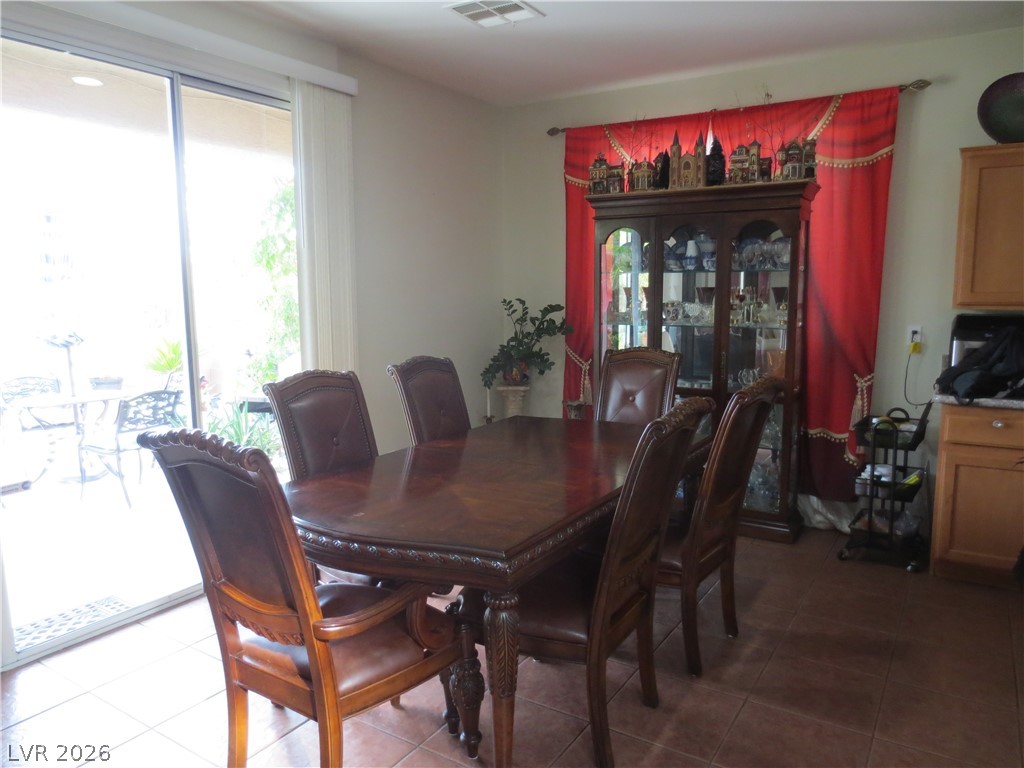 1084 Maple Bend Court Property Photo 41