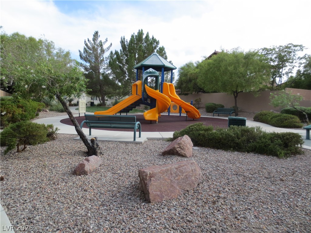 1084 Maple Bend Court Property Photo 47