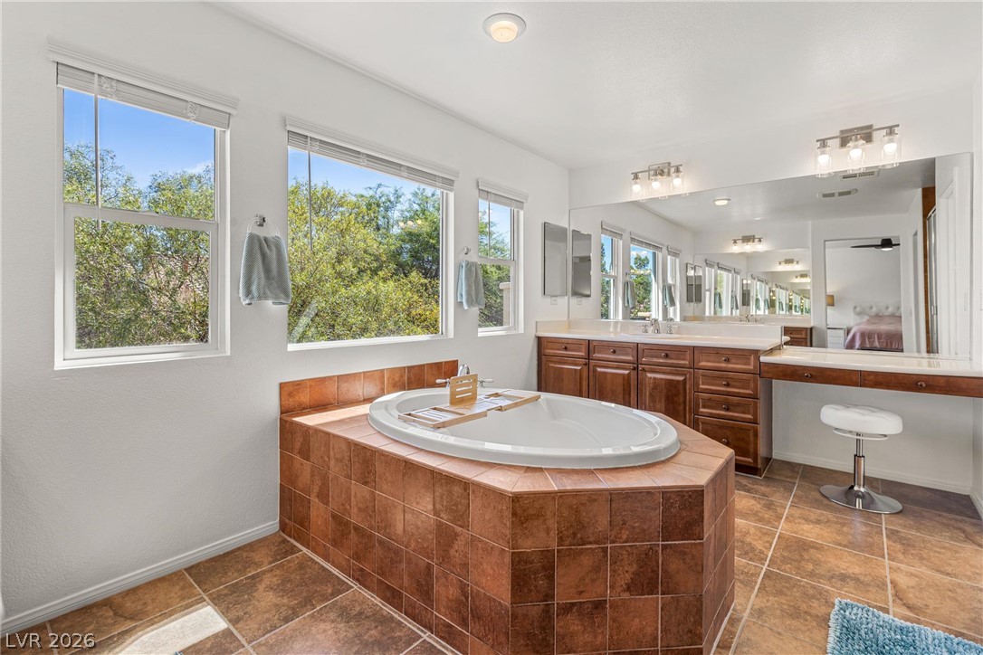 9345 Outer Banks Avenue Property Photo 14