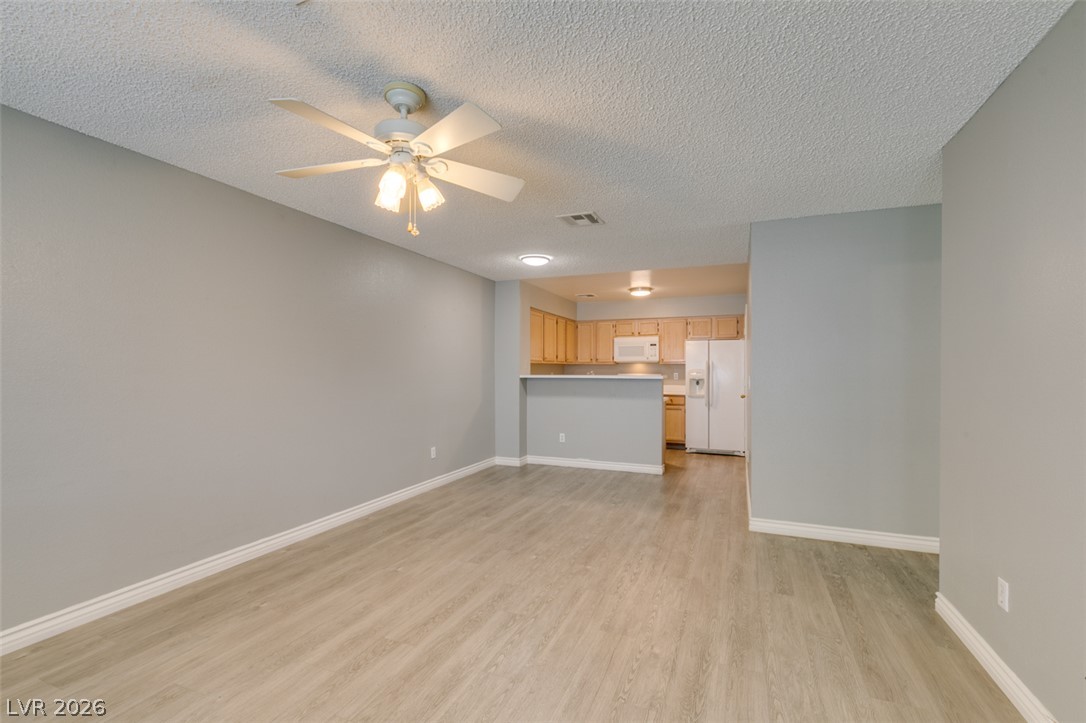 2117 Willowbury Drive D Property Photo 9