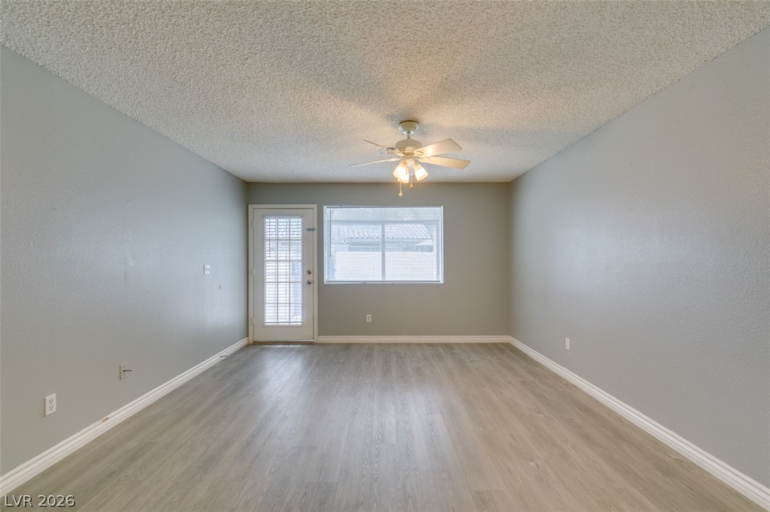 2117 Willowbury Drive D Property Photo 13