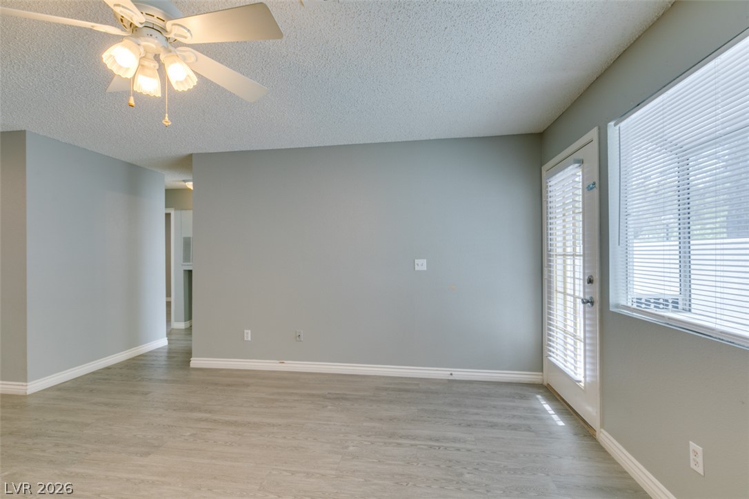 2117 Willowbury Drive D Property Photo 16