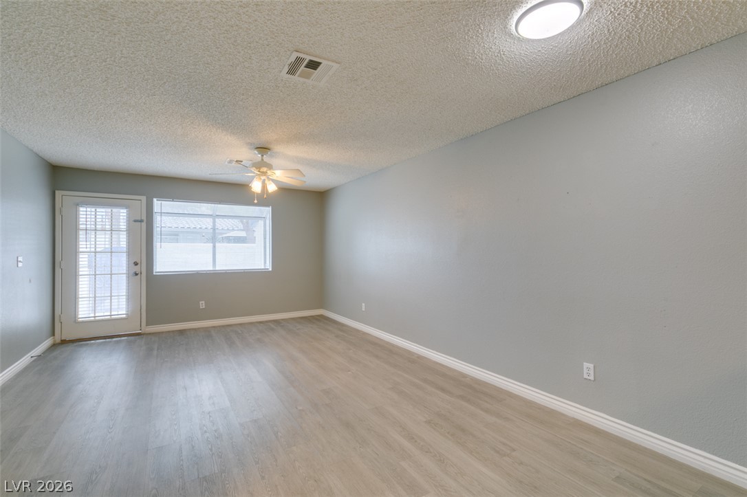 2117 Willowbury Drive D Property Photo 23