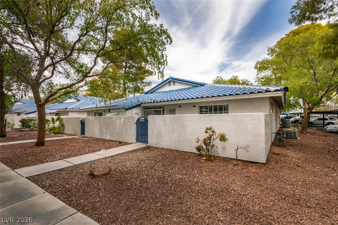 2117 Willowbury Drive D Property Photo 38