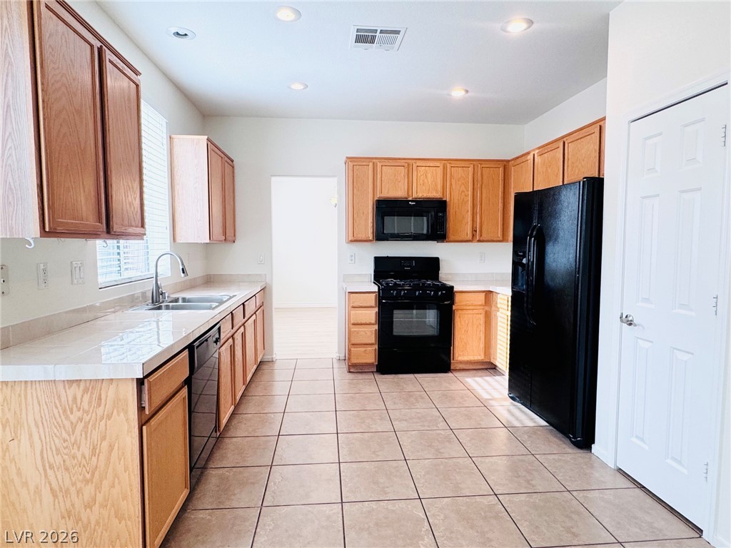 5531 Megan Faye Street Property Photo 5