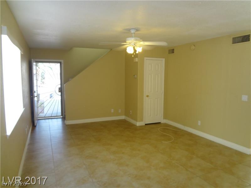 7509 Bowles Drive Property Photo 7
