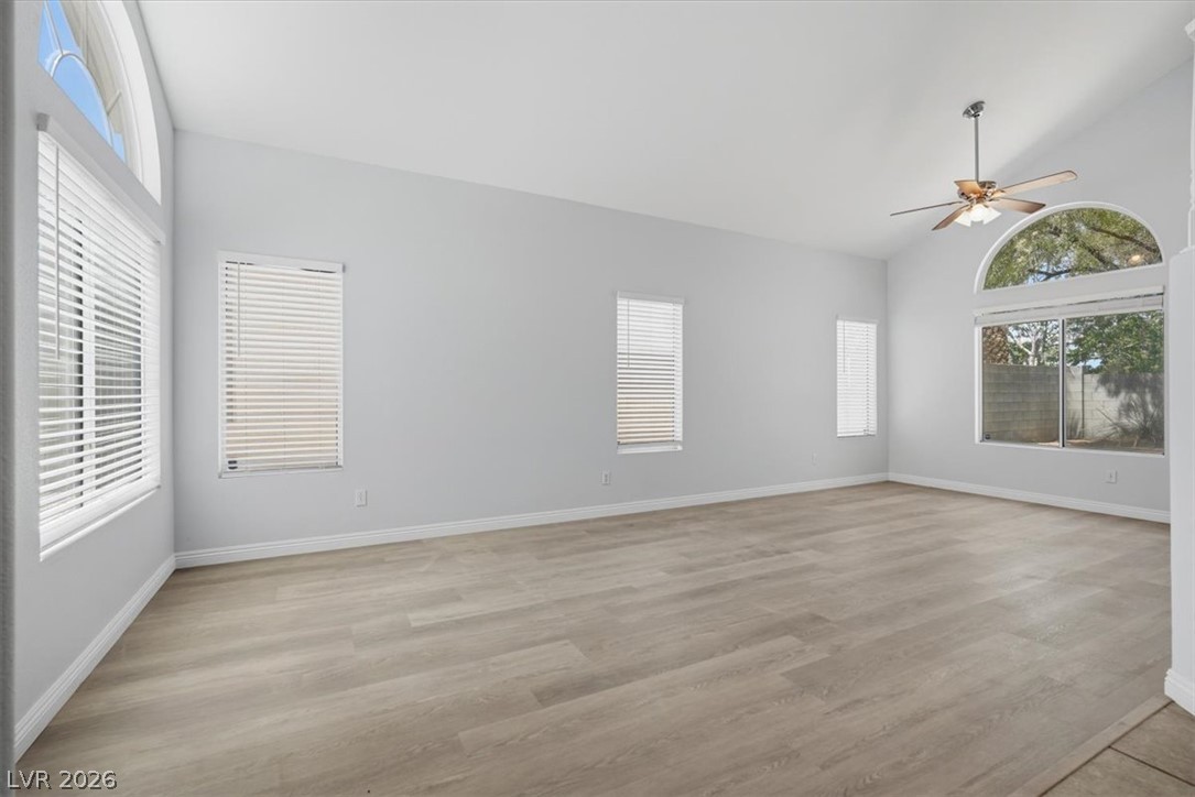 3854 Rugen Avenue Property Photo 13