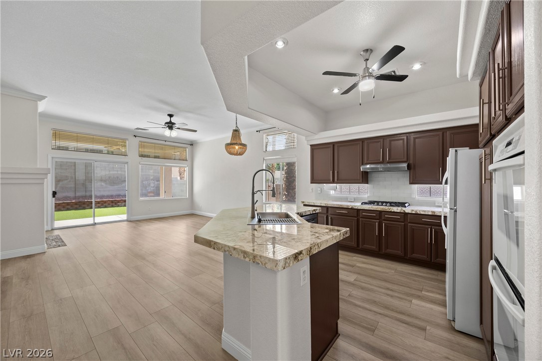 3059 Blazing Creek Way Property Photo 11