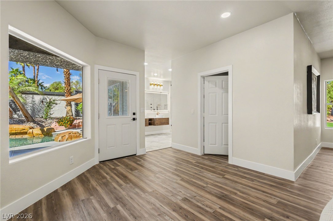3125 Shadowleaf Court Property Photo 23
