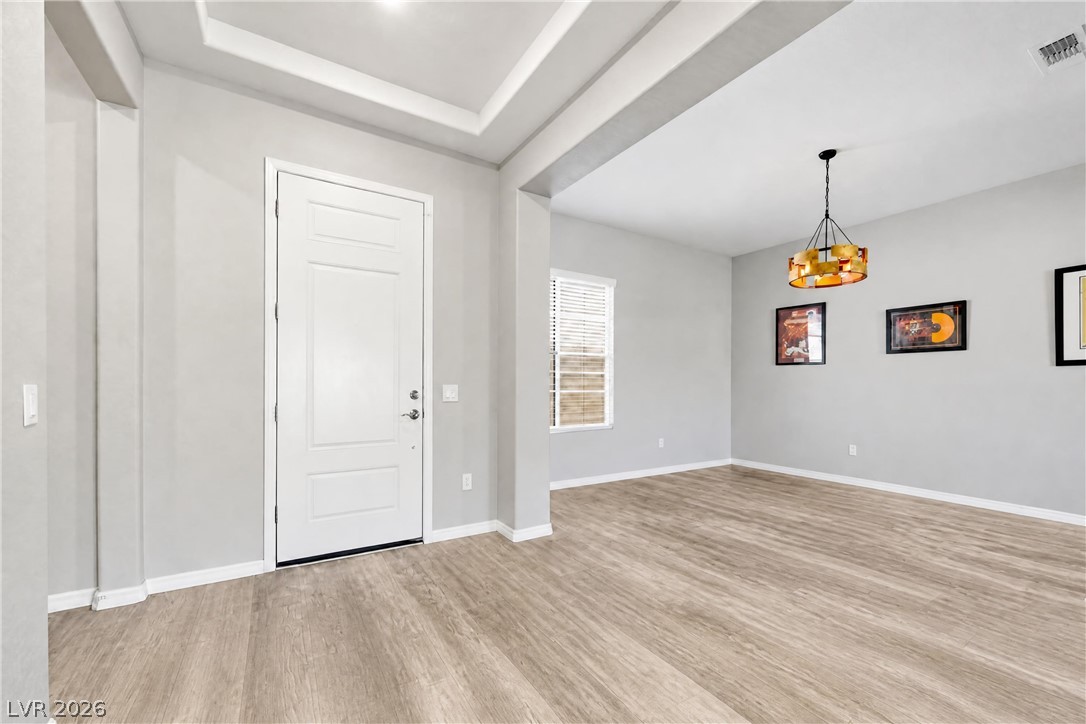 51 Thorn Creek Street Property Photo 8