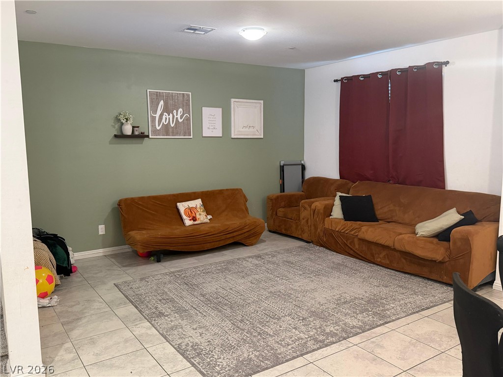 6562 Silver Estates Property Photo 2