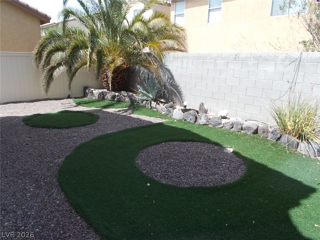 972 Lucky Bamboo Drive Property Photo 15