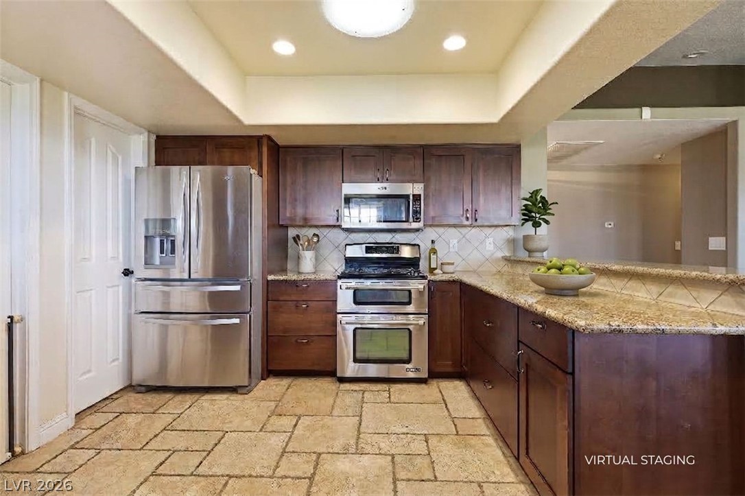 100 East Highland Drive Property Photo 21