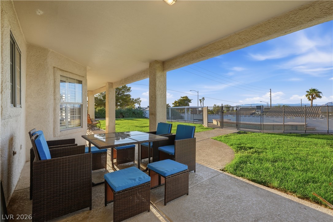 100 East Highland Drive Property Photo 45