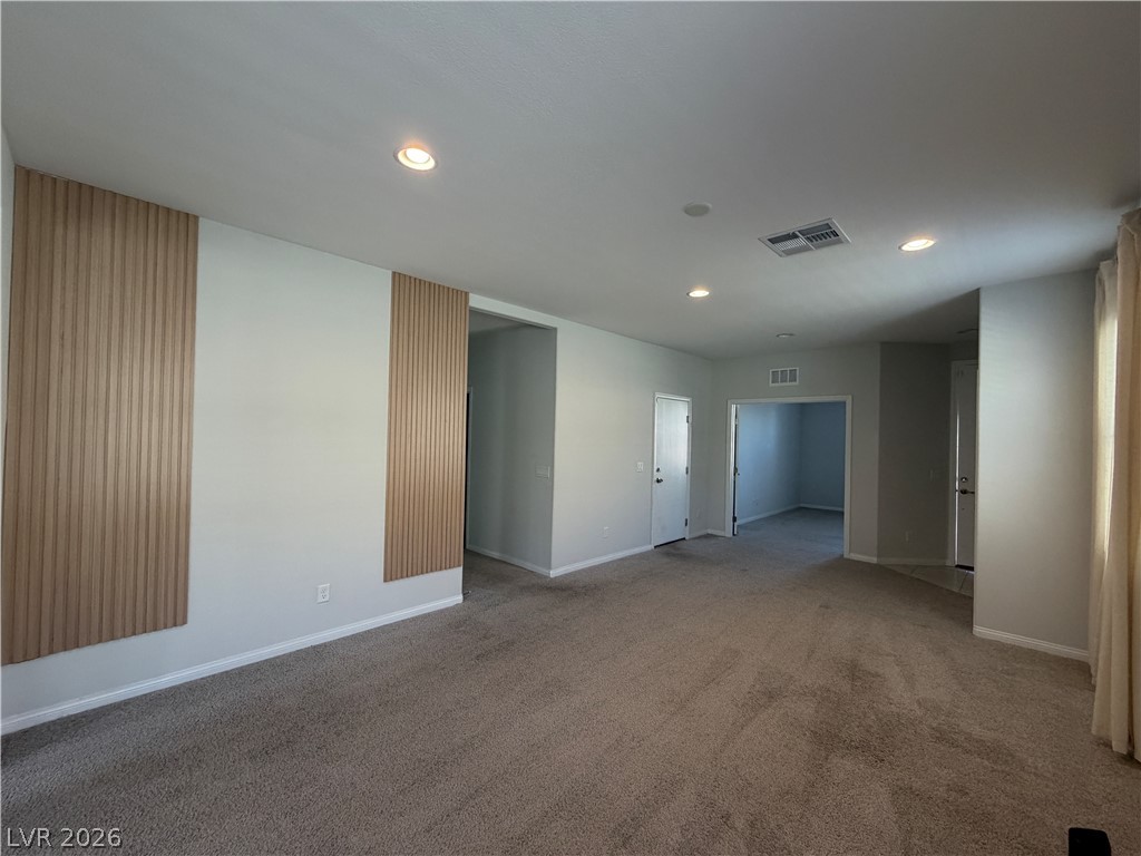 5814 Steinbeck Valley Street Property Photo 4
