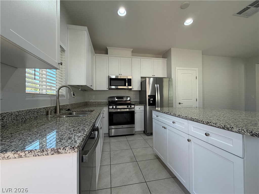5814 Steinbeck Valley Street Property Photo 10