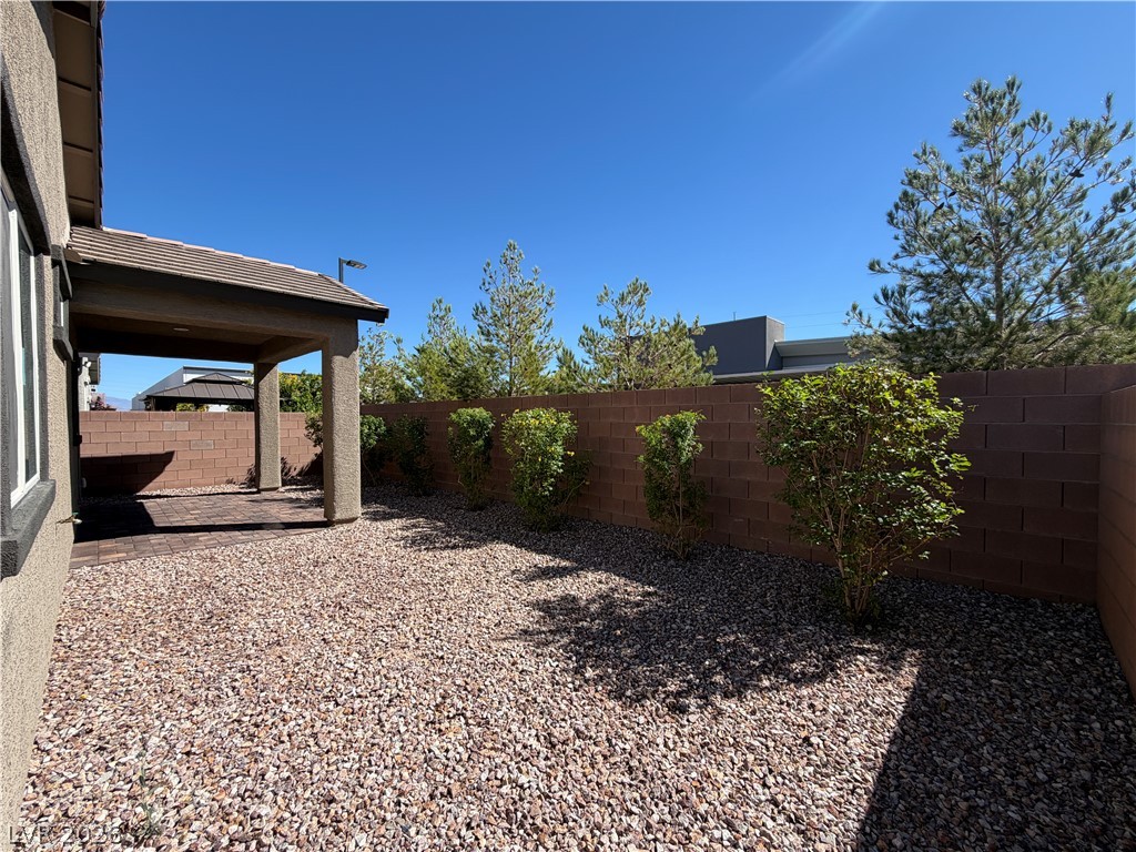 5814 Steinbeck Valley Street Property Photo 26