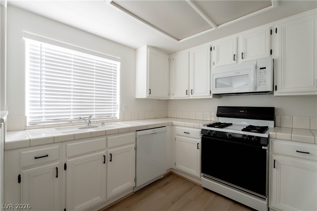 356 Seine Way 356 Property Photo 16