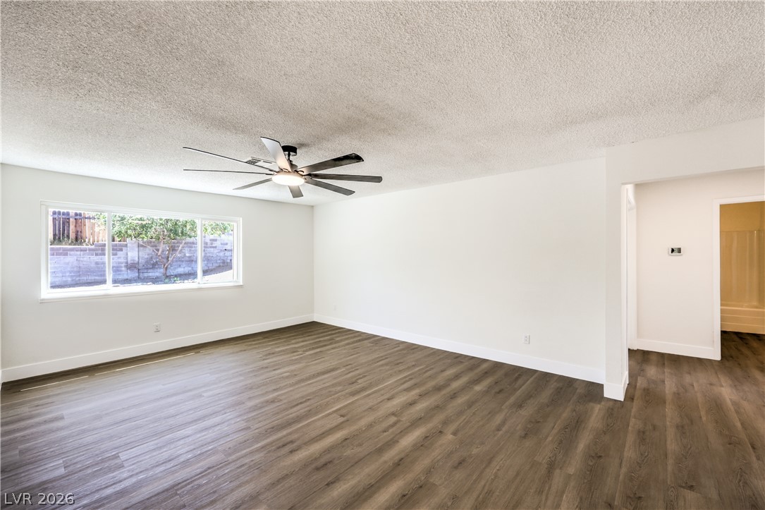 434 Scenic Drive Property Photo 4