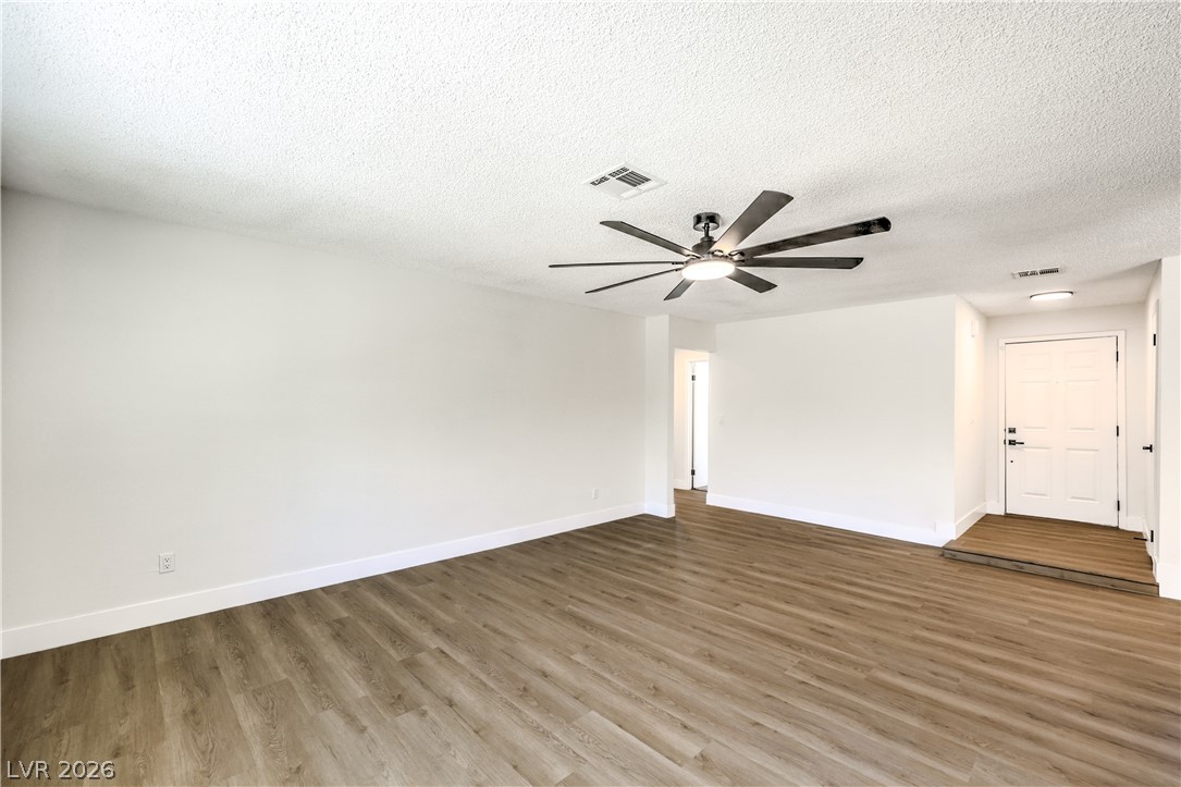 434 Scenic Drive Property Photo 7