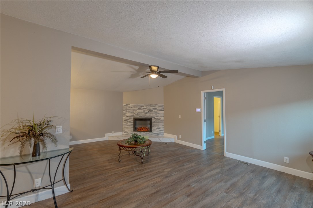 5676 Hobble Creek Drive Property Photo 6