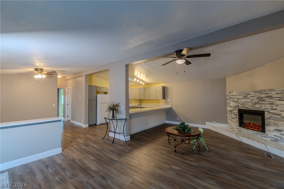 5676 Hobble Creek Drive Property Photo 7