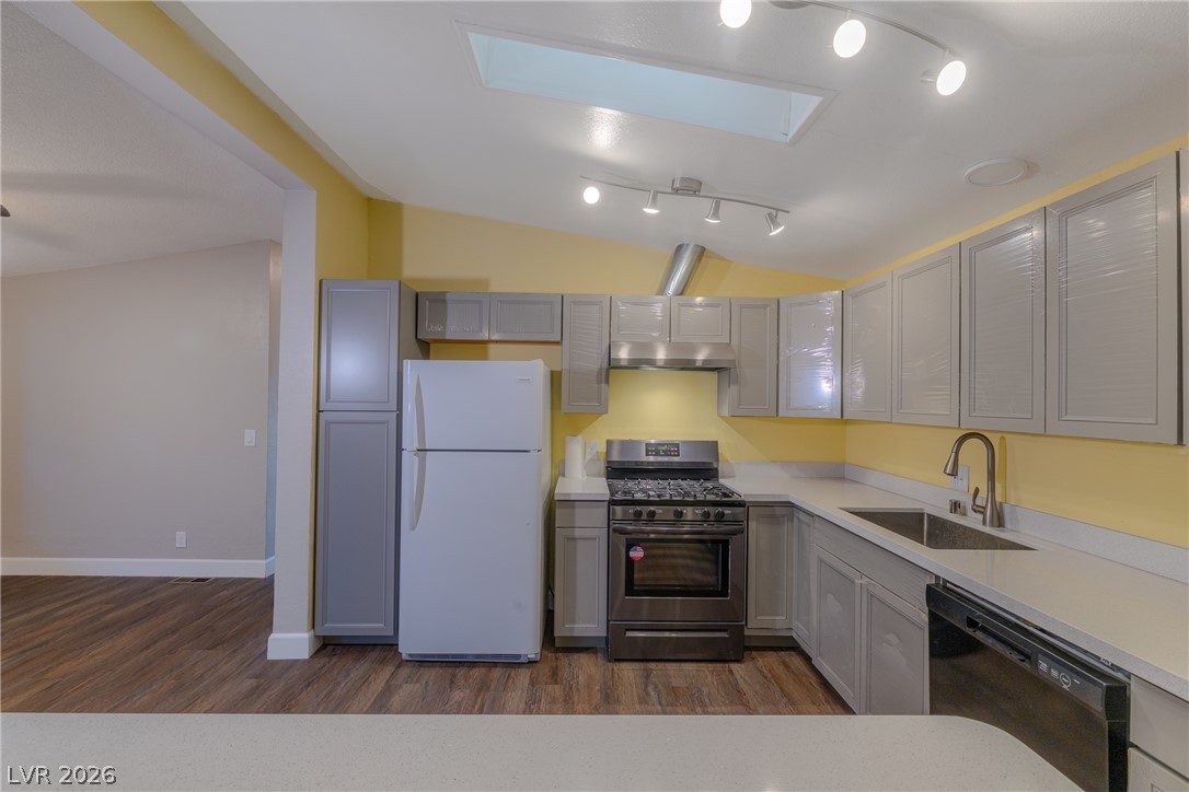 5676 Hobble Creek Drive Property Photo 8