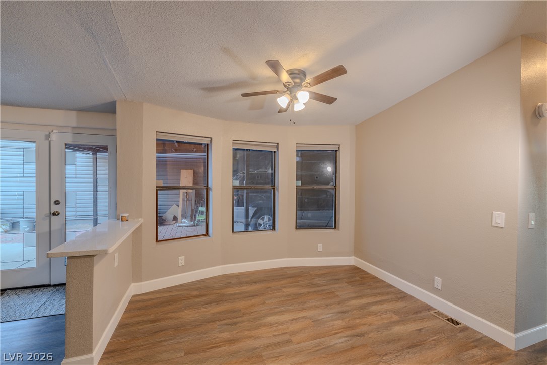5676 Hobble Creek Drive Property Photo 10