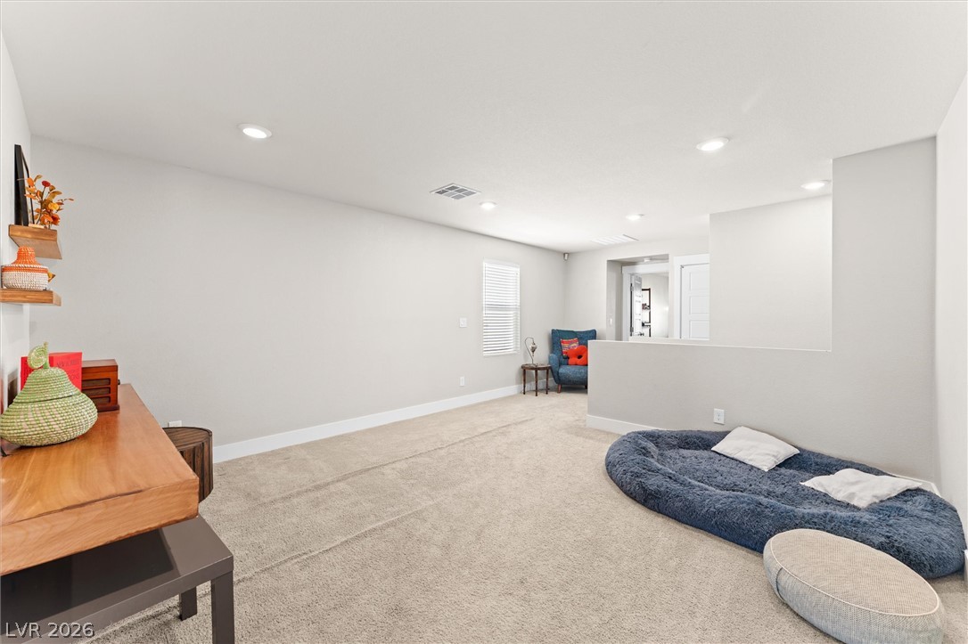 9742 Cluny Avenue Property Photo 18