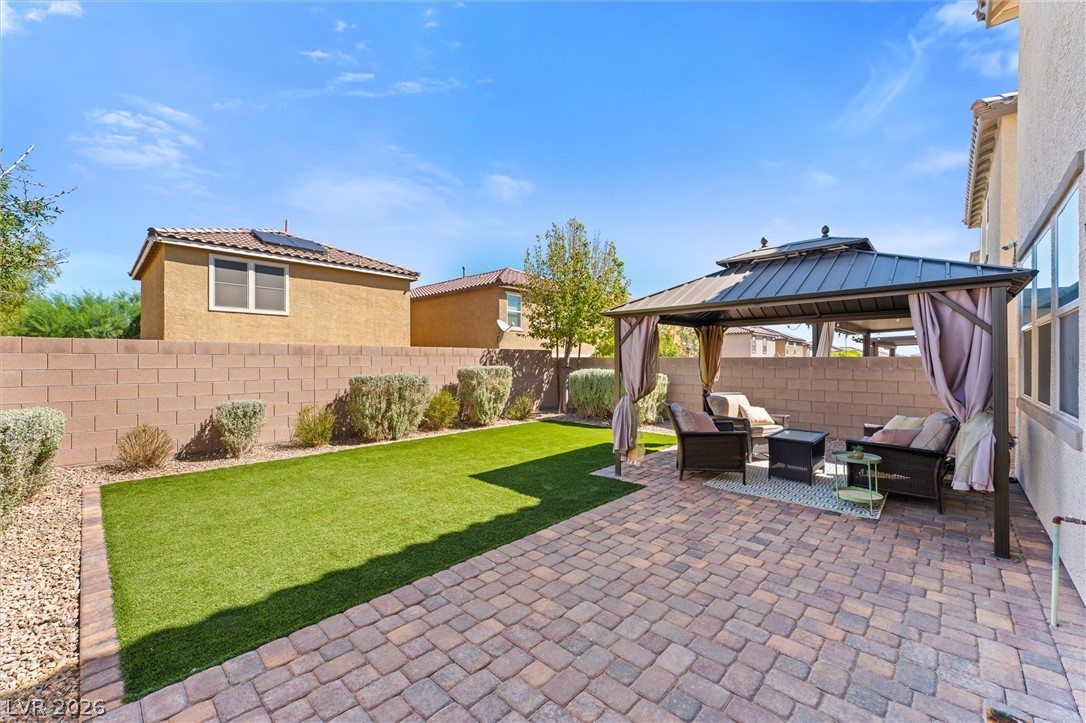 9742 Cluny Avenue Property Photo 31