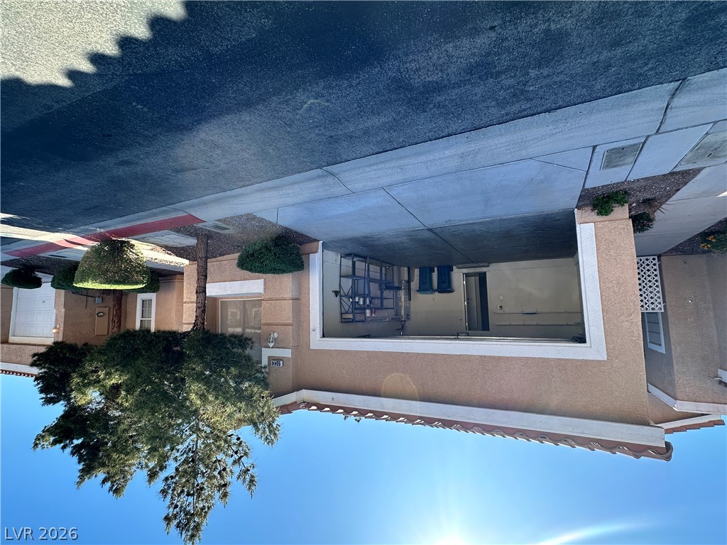 9044 Kimo Street Property Photo 3