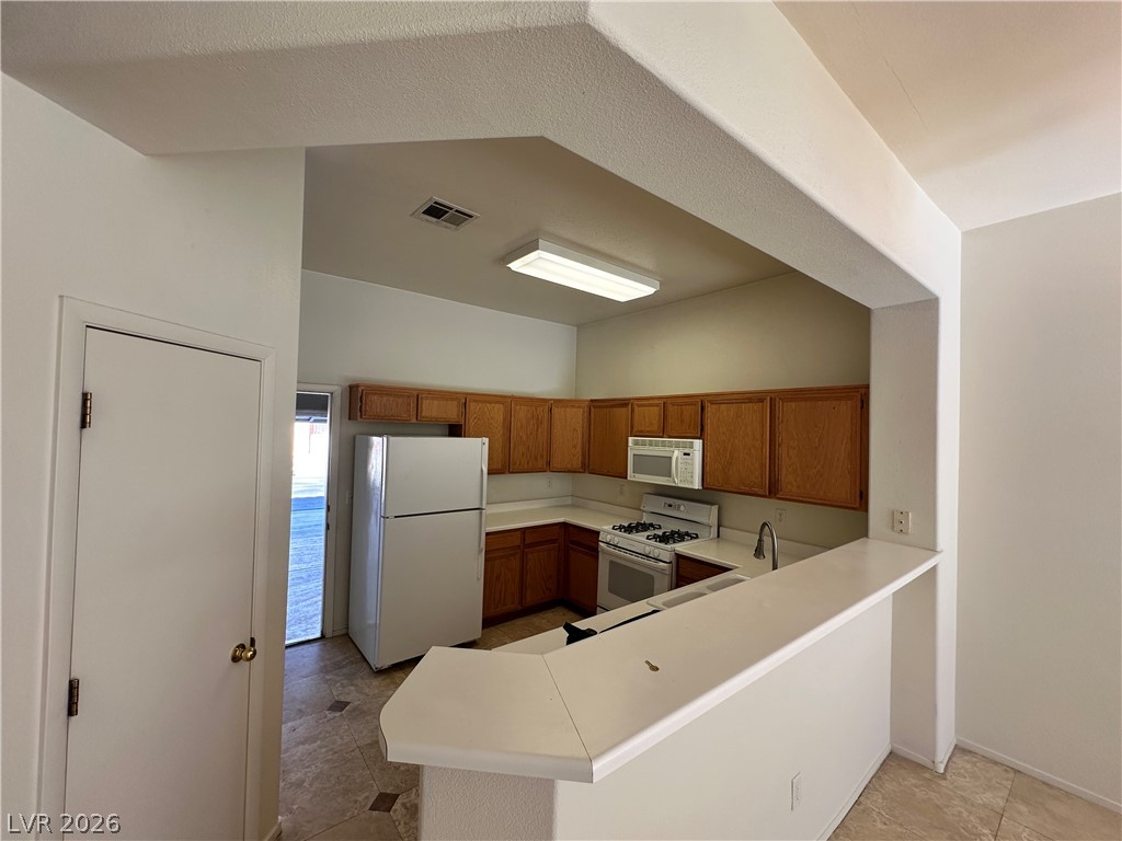 9044 Kimo Street Property Photo 8