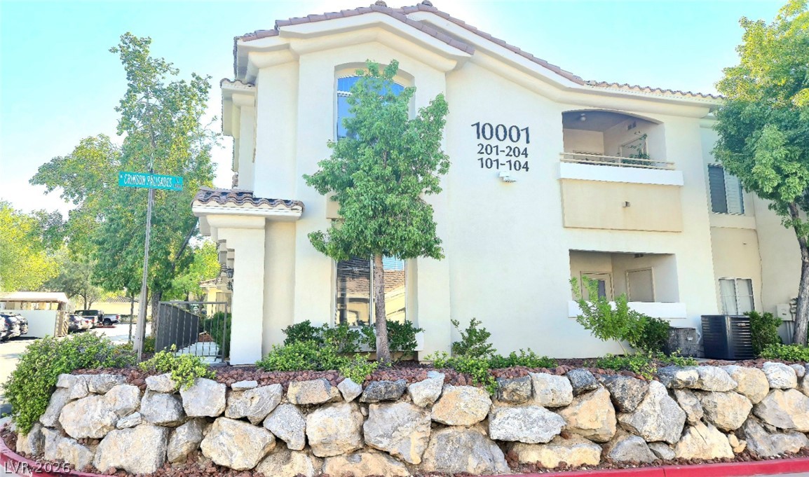 10001 Crimson Palisades Place 103 Property Photo 3