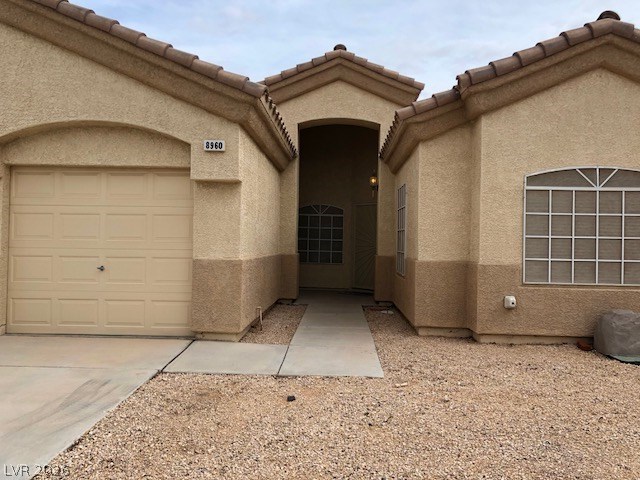 8960 Tumbling Pebble Way Property Photo 2