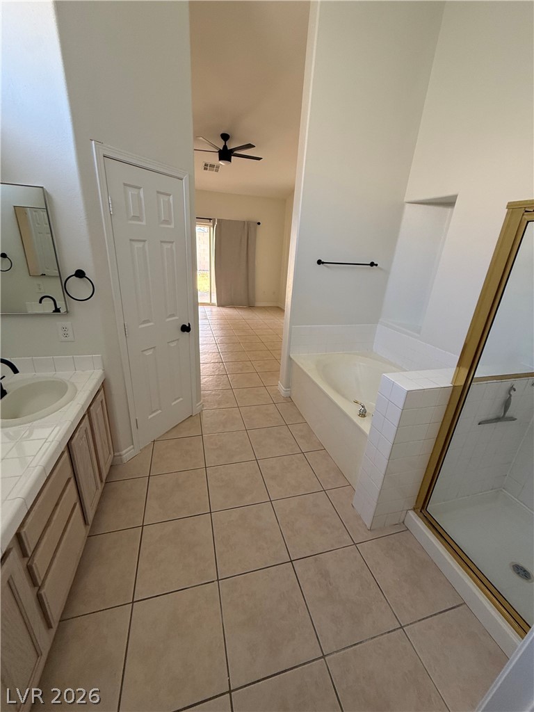 8960 Tumbling Pebble Way Property Photo 28