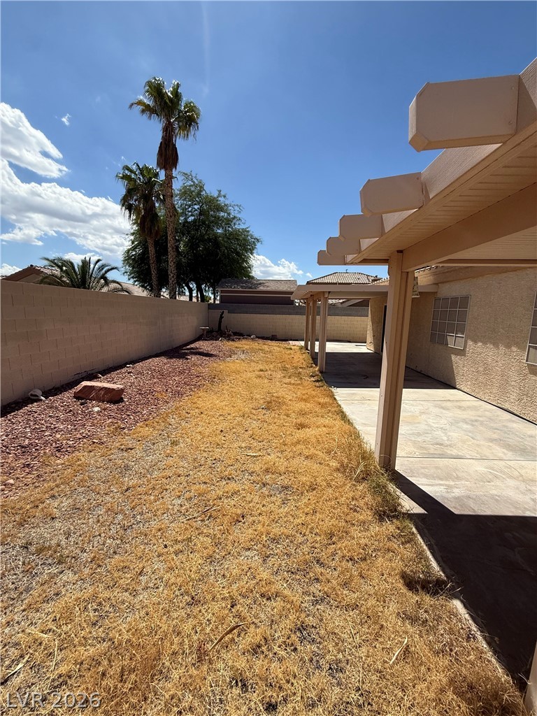 8960 Tumbling Pebble Way Property Photo 35